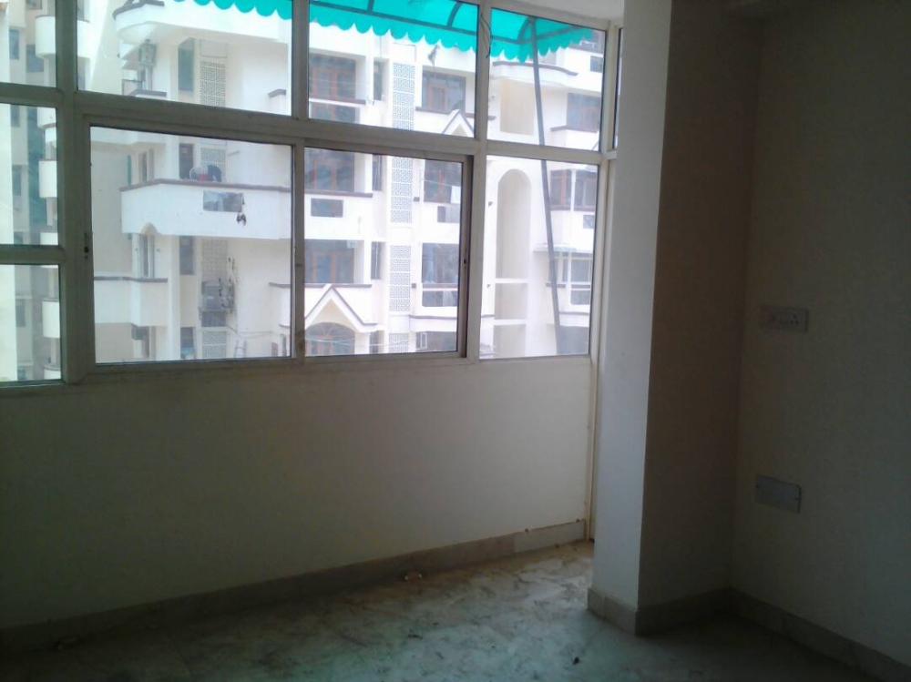 4 bhk 3 bath Apartment Available for sale in Supriya Apartments Sector 10 Dwarka